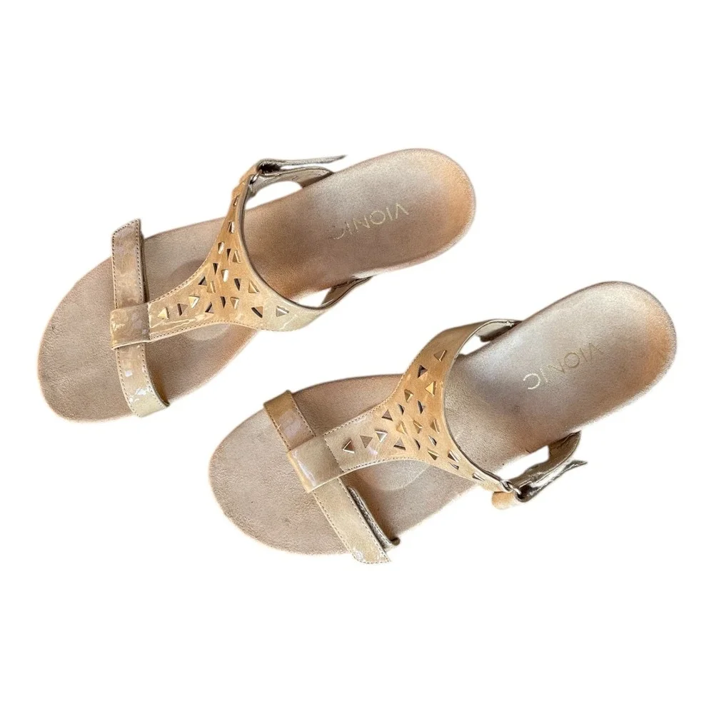 Vionic‎ Maggie Wedge Sandals Women's Size 9 Beige Studded